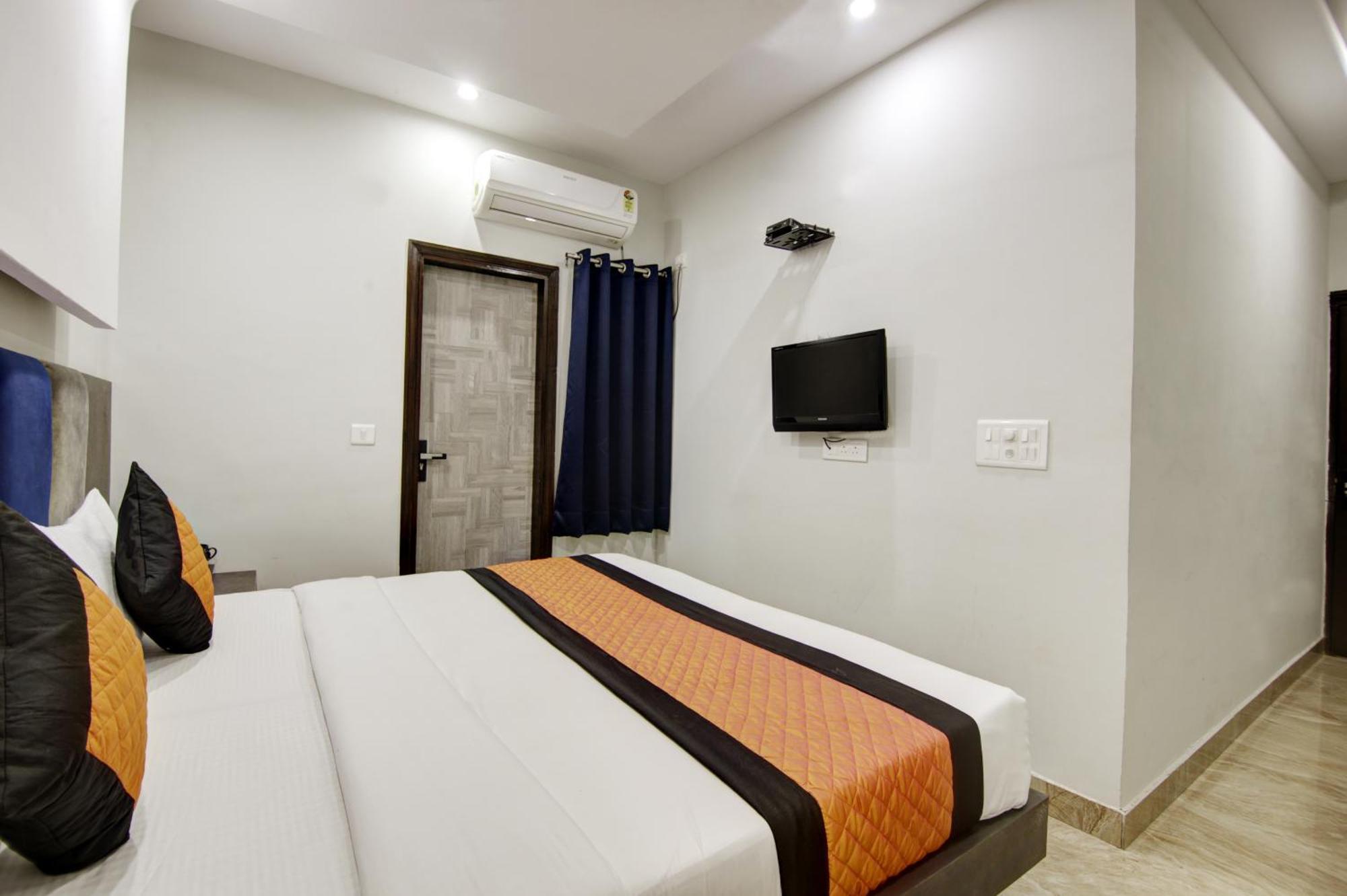 Hotel S B Inn - Near New Delhi Railway Station Paharganj Eksteriør billede